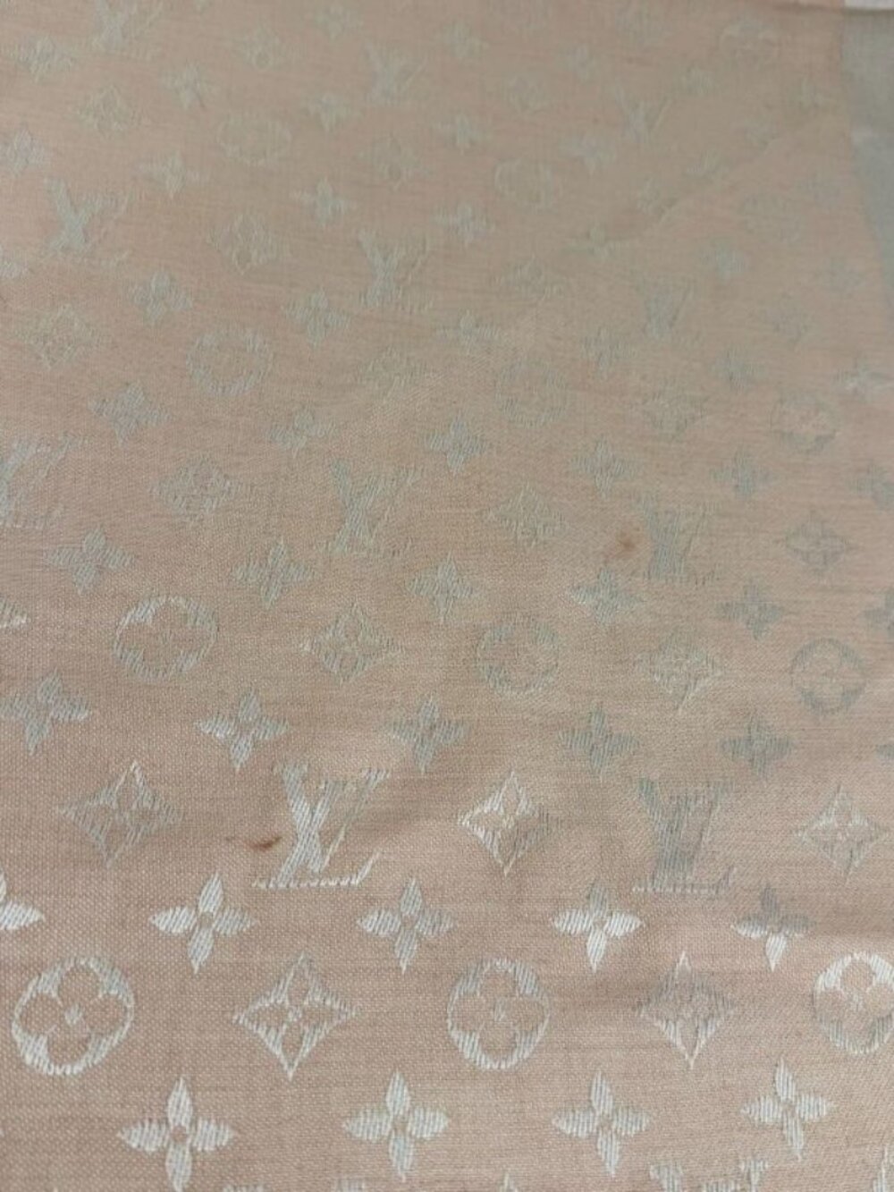 Louis Vuitton Shawl Monogram Pink Silk Wool Vintage Scarf - Picture 8 of 10